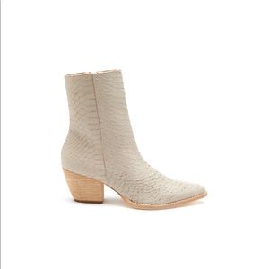 Matisse Caty Vegan Snake Skin Boot - Bone